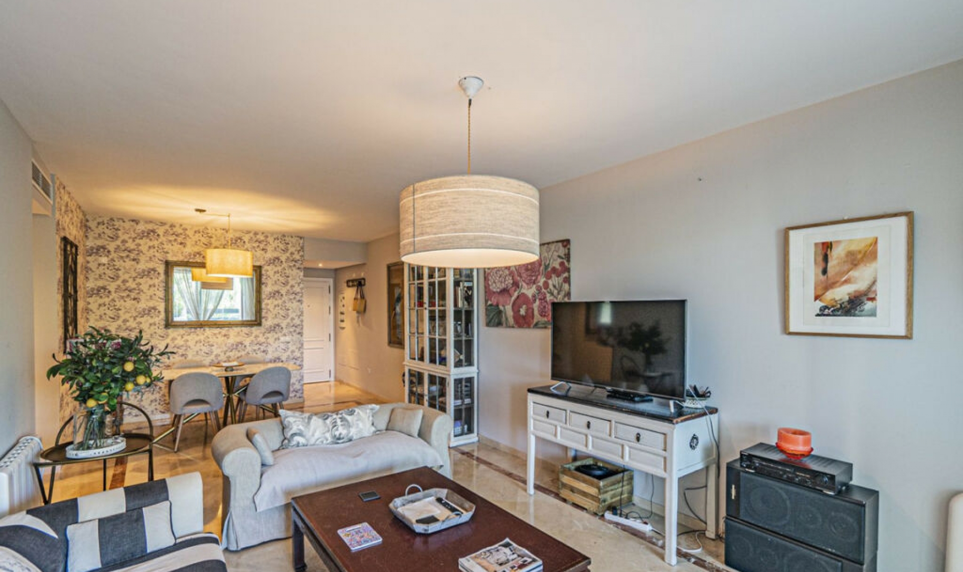 Resale - Apartment -
Costalita