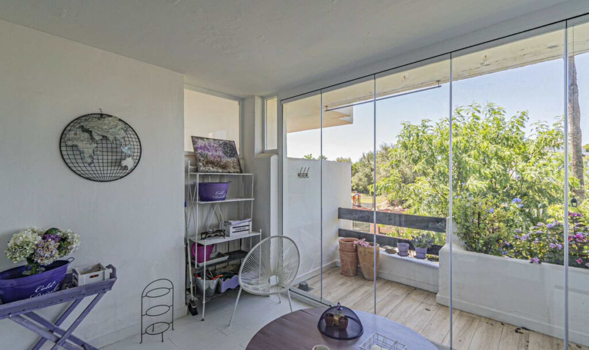 Resale - Apartment -
Costalita