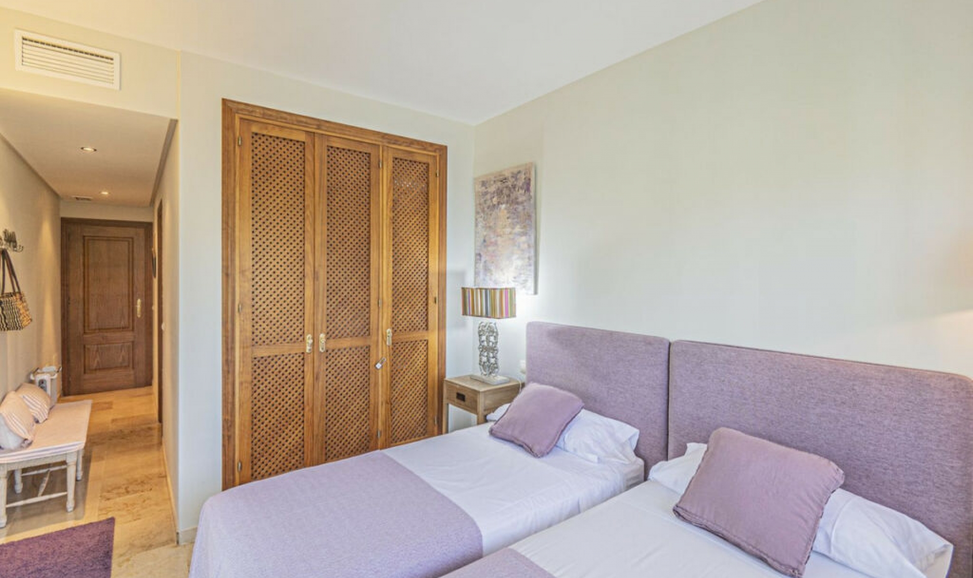 Resale - Apartment -
Costalita