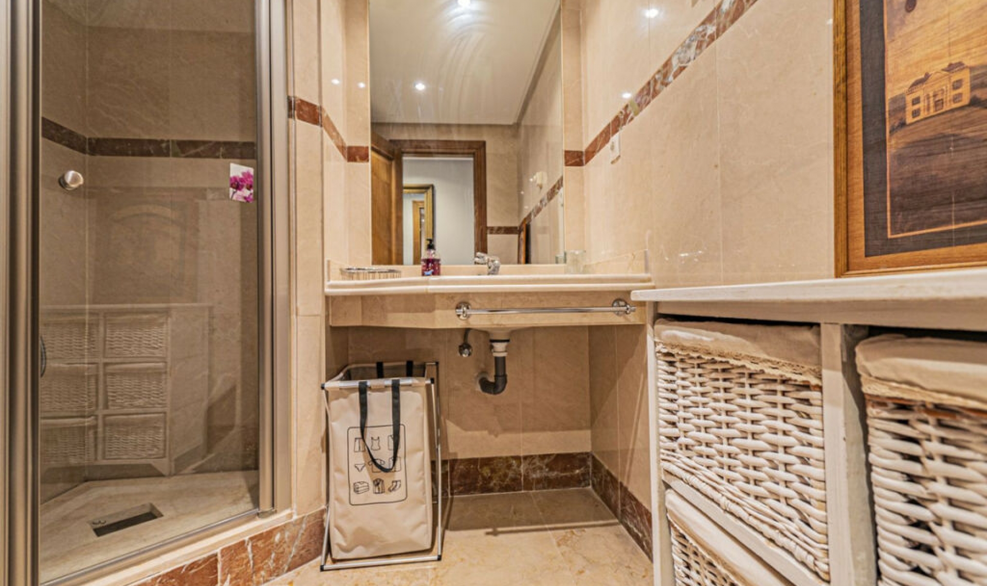 Resale - Apartment -
Costalita