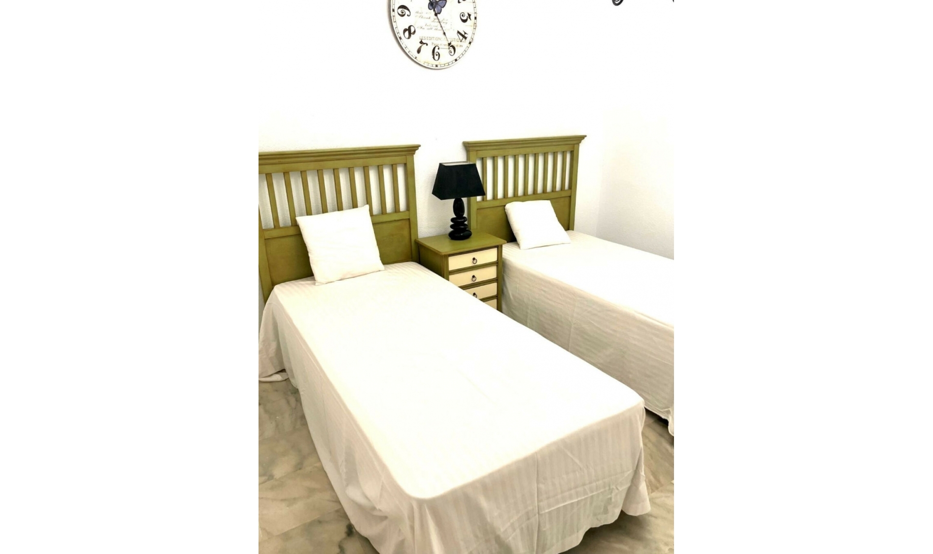 Resale - Apartment -
Diana Park