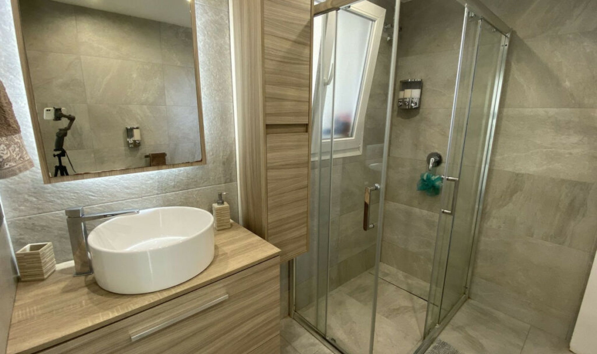 Resale - Apartment -
Diana Park