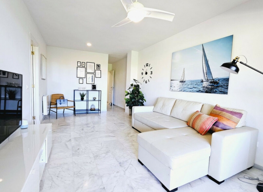 Resale - Apartment -
Doña Julia
