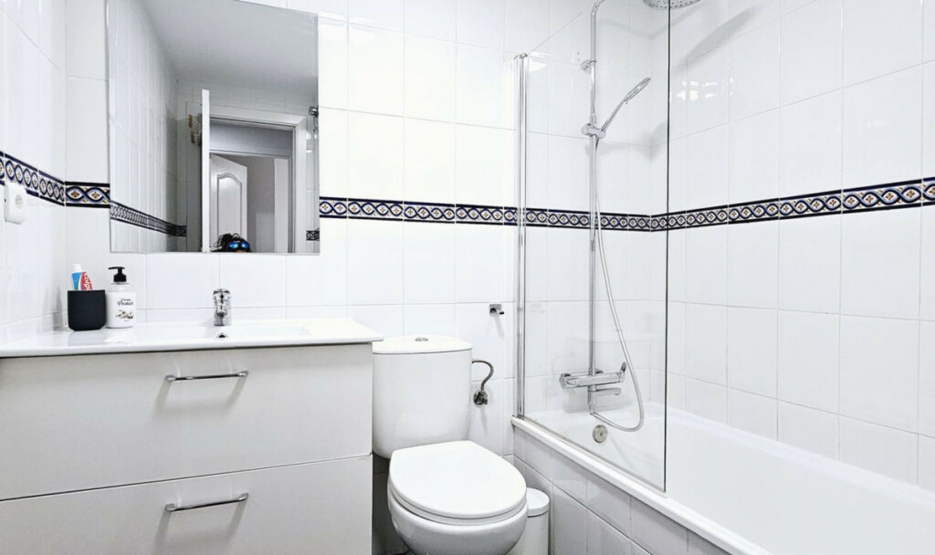 Resale - Apartment -
Doña Julia