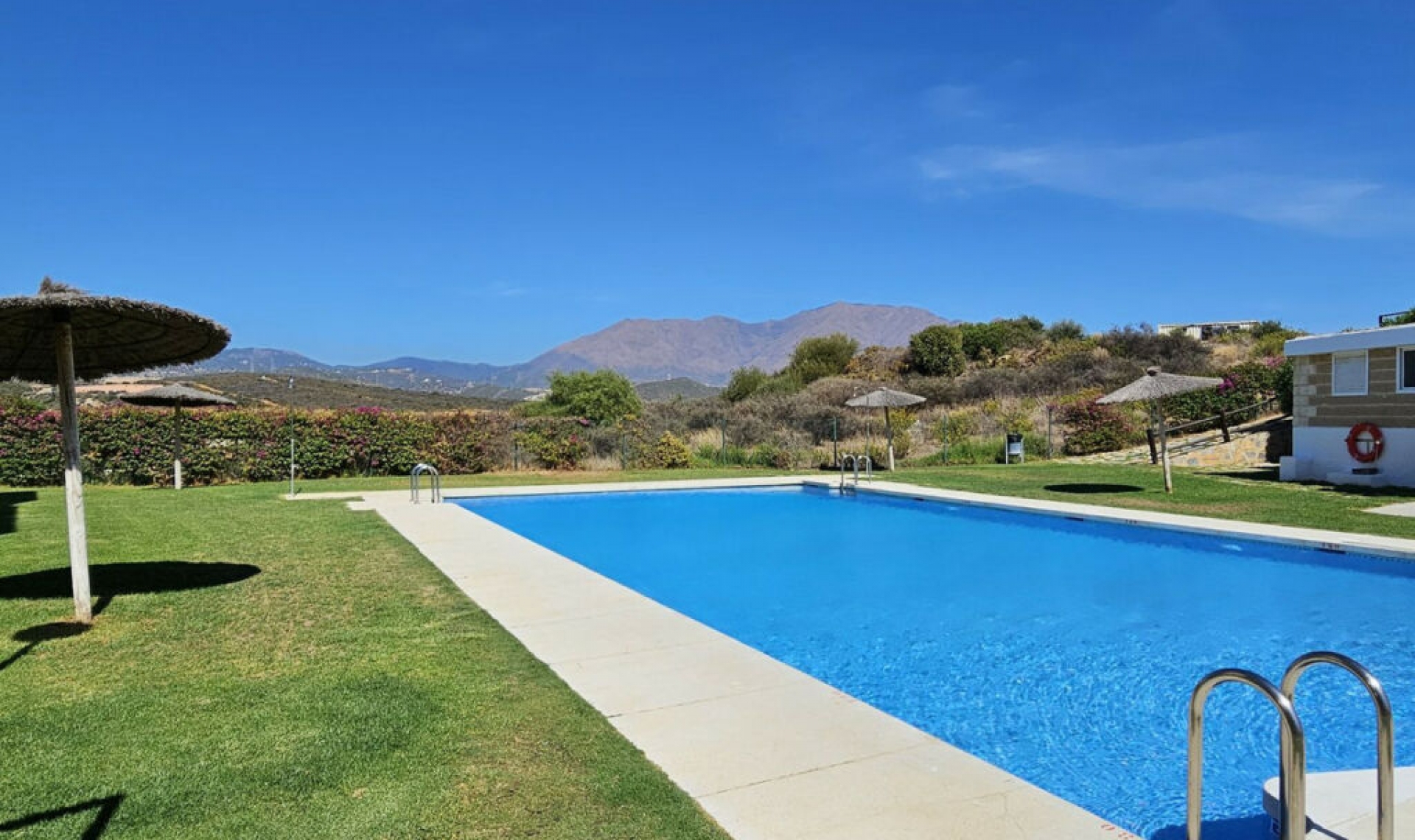 Resale - Apartment -
Doña Julia