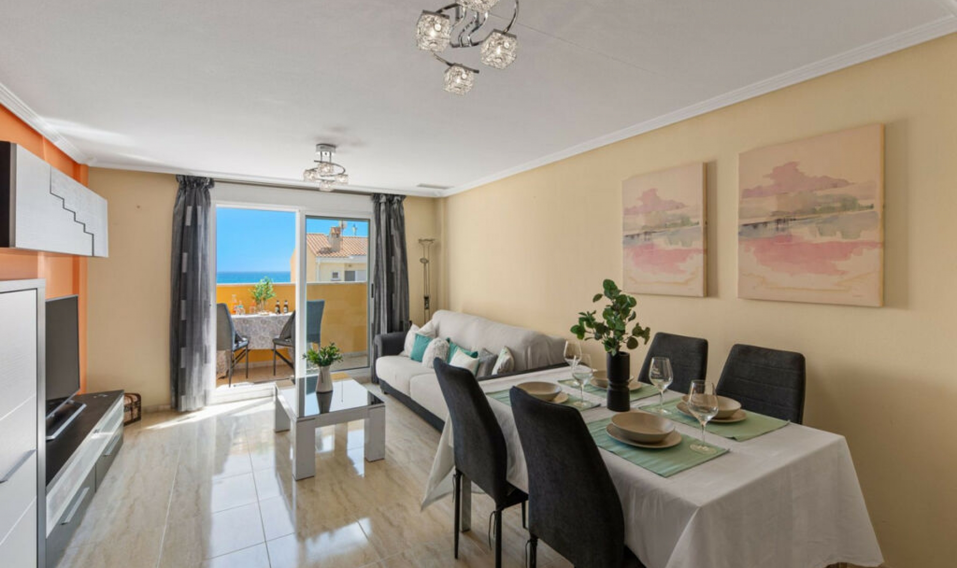 Resale - Apartment -
El Campello
