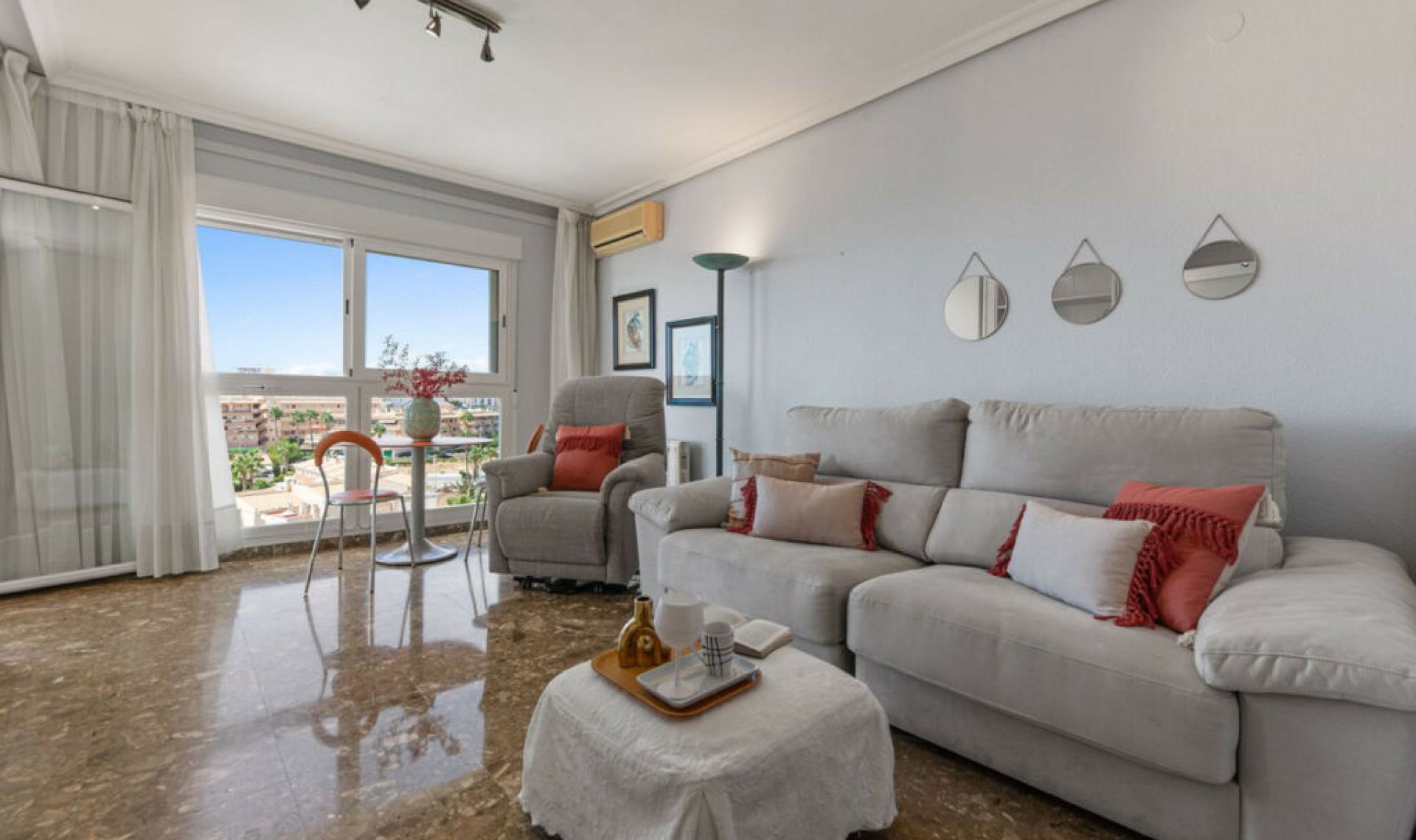 Resale - Apartment -
El Campello
