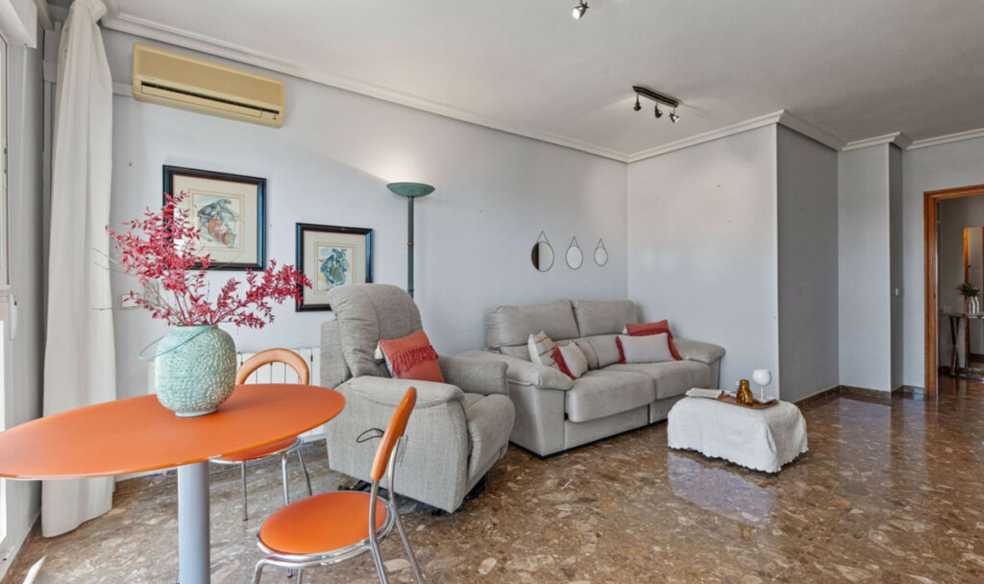 Resale - Apartment -
El Campello