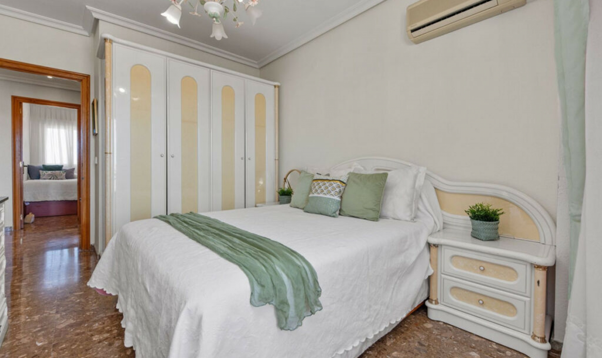 Resale - Apartment -
El Campello