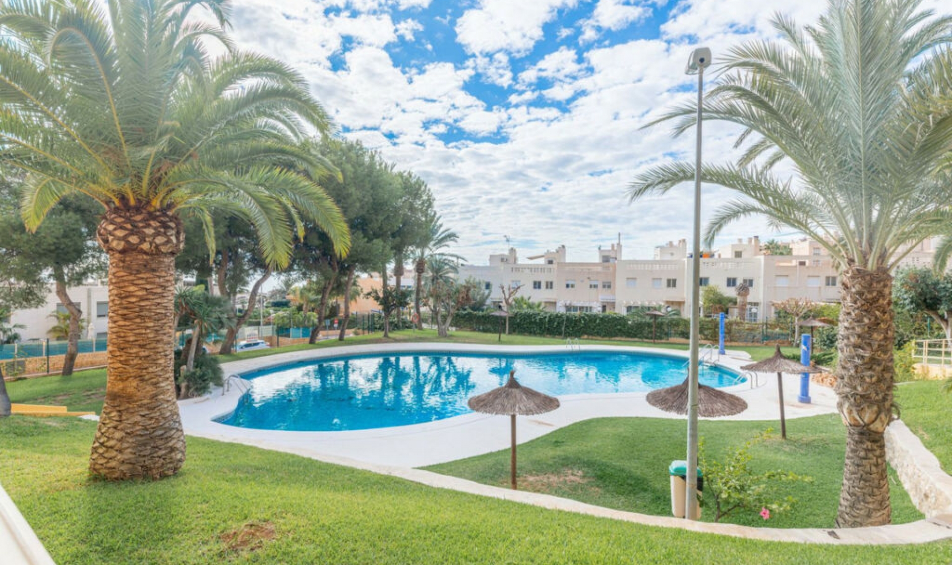 Resale - Apartment -
El Campello
