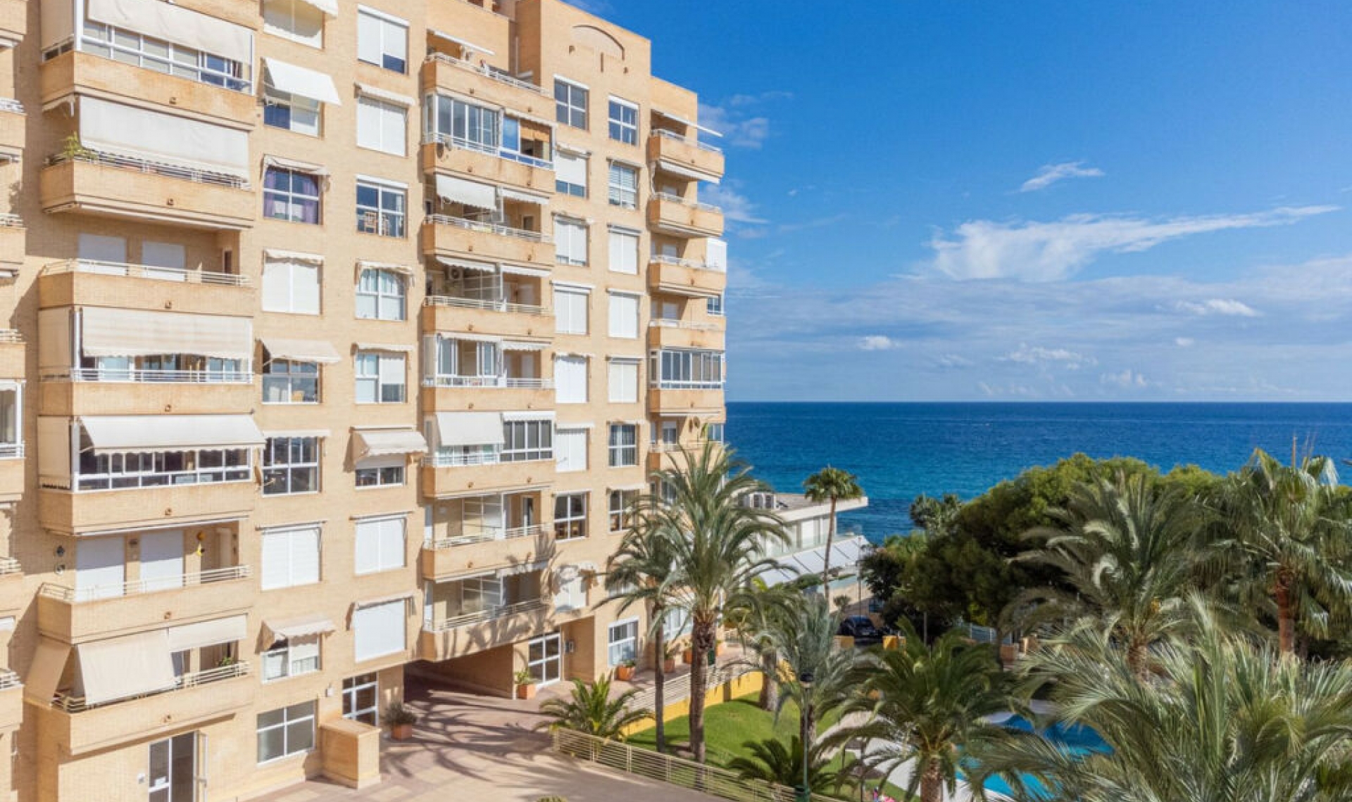 Resale - Apartment -
El Campello