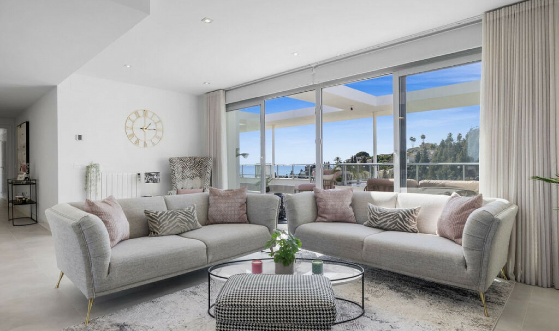 Resale - Apartment -
El Chaparral
