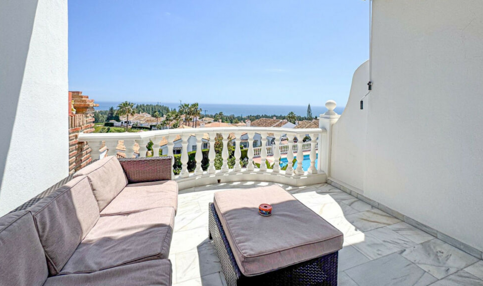 Resale - Apartment -
El Chaparral