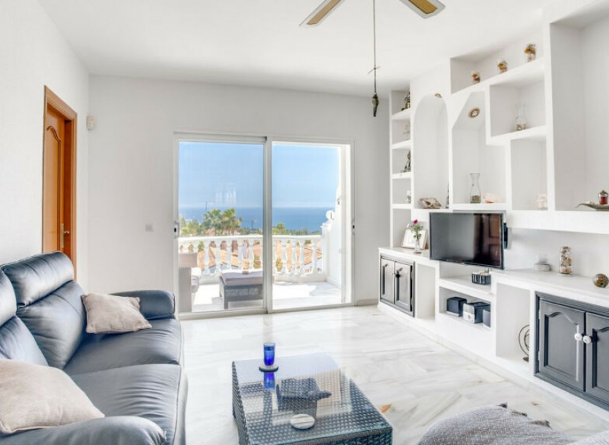 Resale - Apartment -
El Chaparral