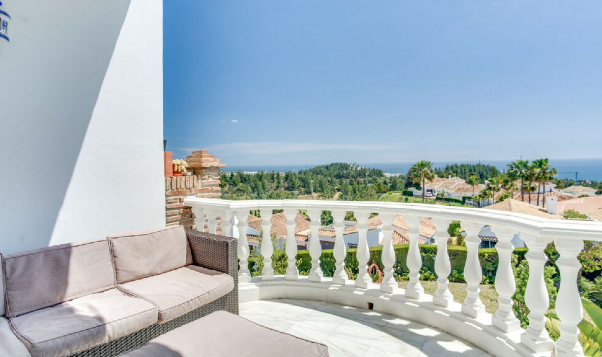 Resale - Apartment -
El Chaparral