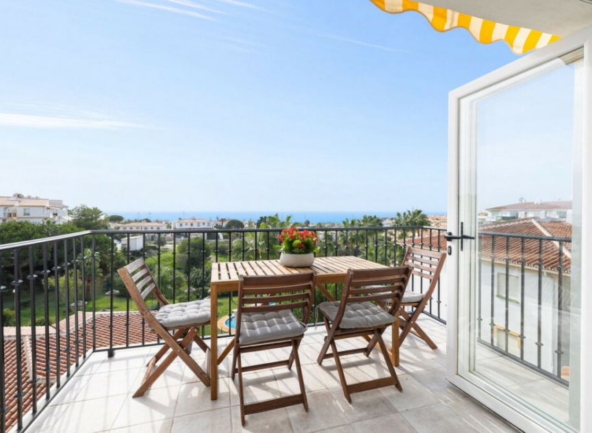 Resale - Apartment -
El Faro