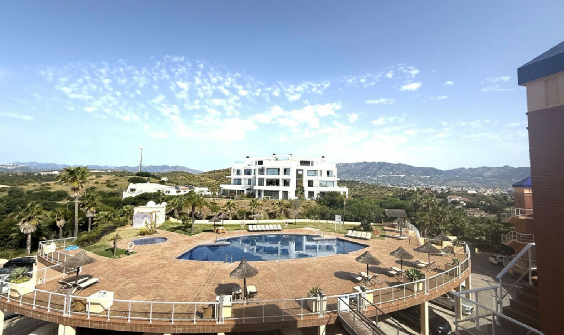 Resale - Apartment -
El Faro