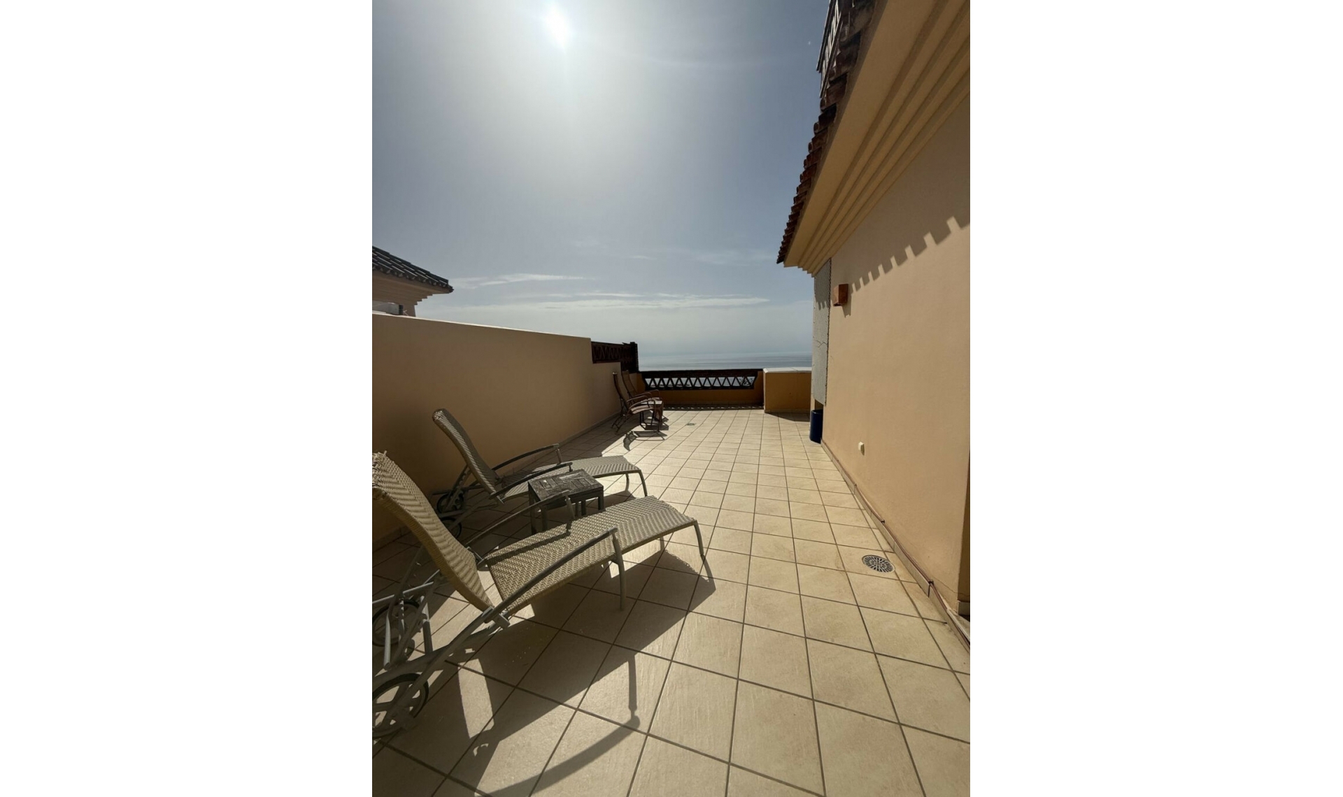 Resale - Apartment -
El Faro