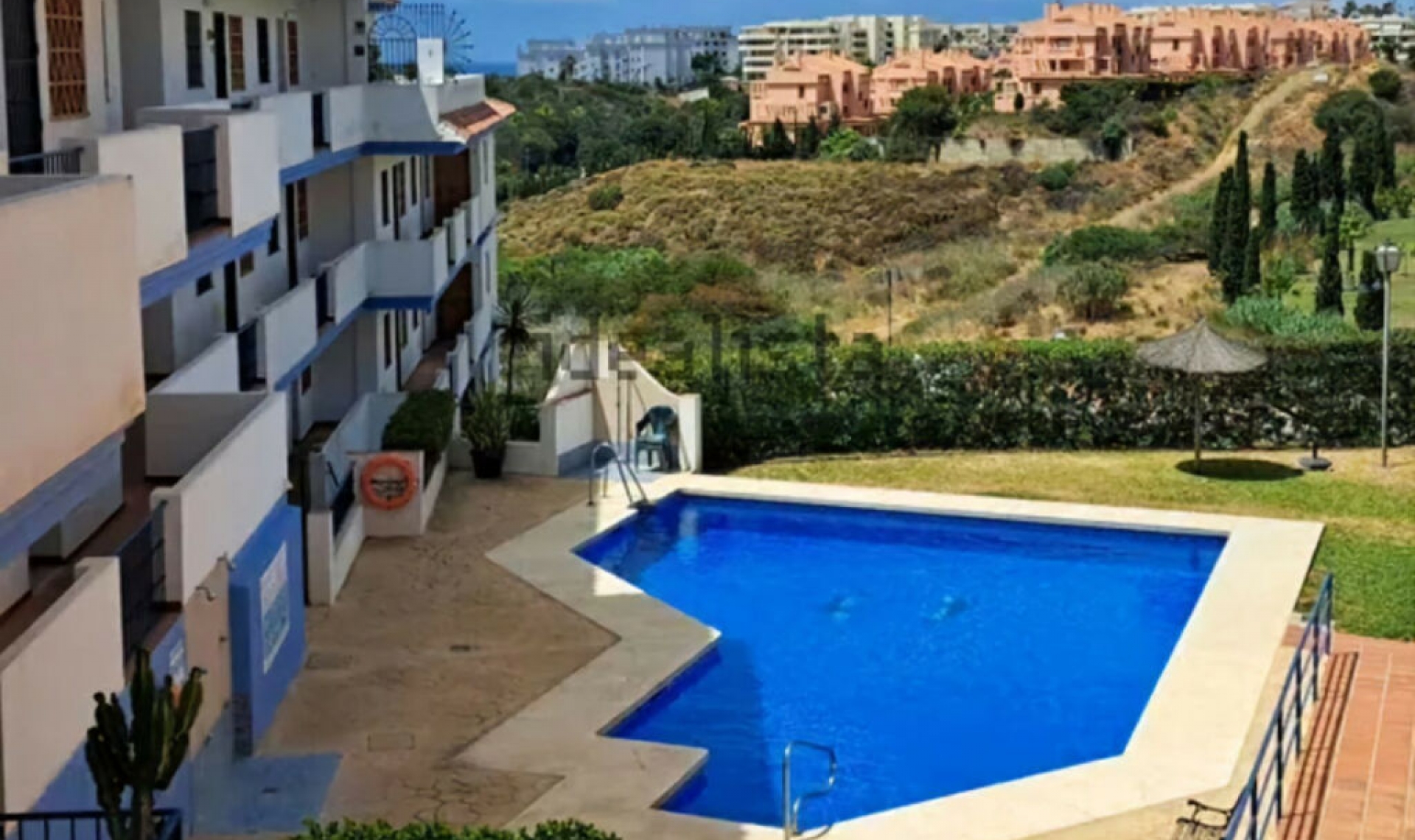 Resale - Apartment -
El Faro