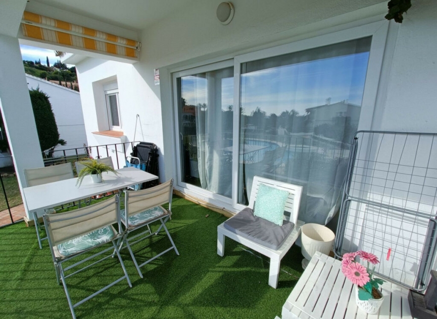 Resale - Apartment -
El Paraiso