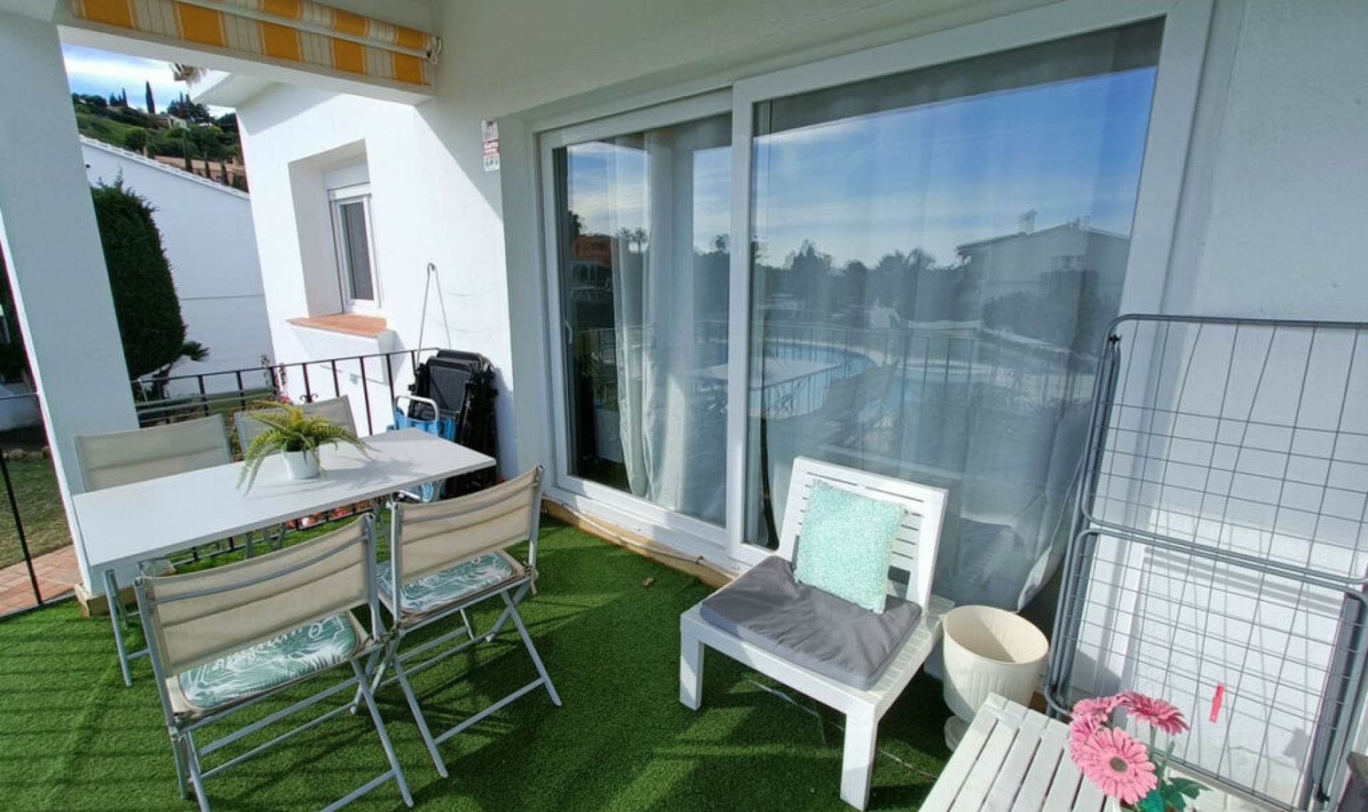 Resale - Apartment -
El Paraiso