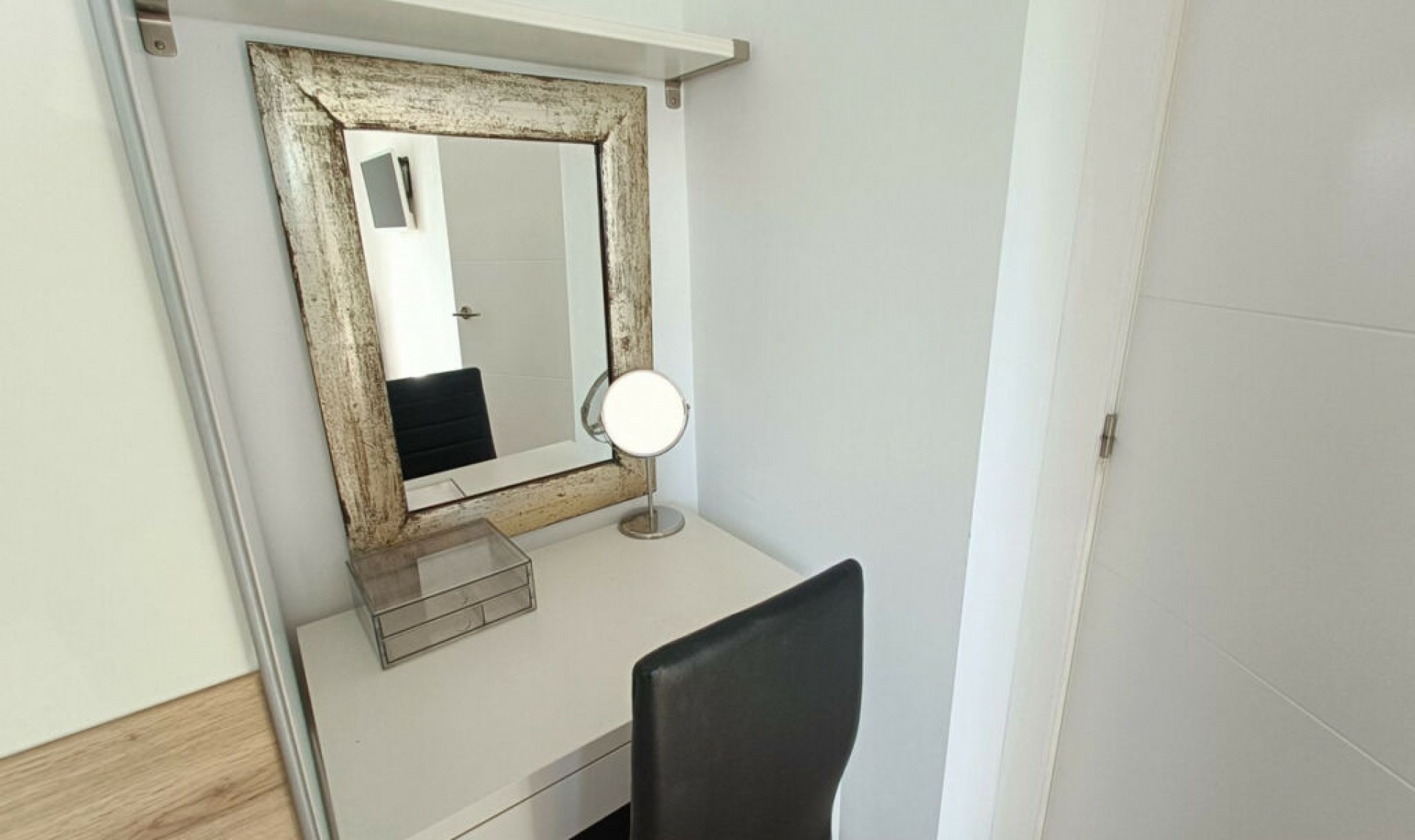 Resale - Apartment -
El Paraiso