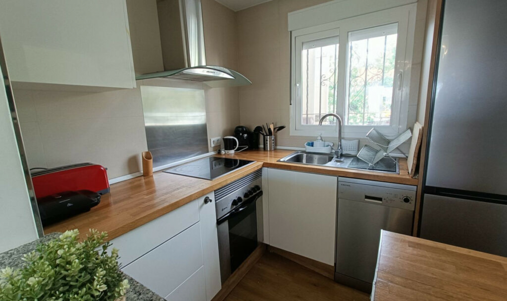 Resale - Apartment -
El Paraiso