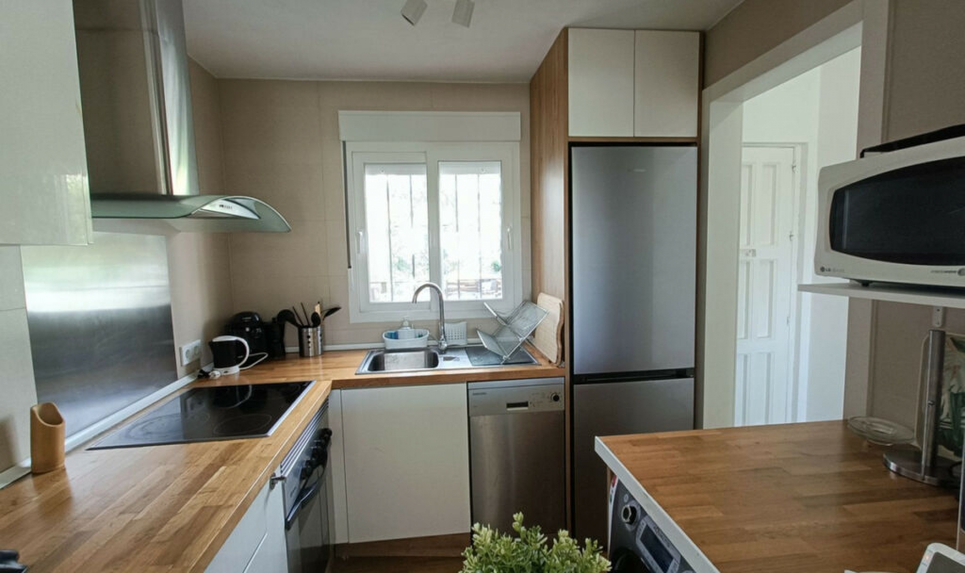 Resale - Apartment -
El Paraiso