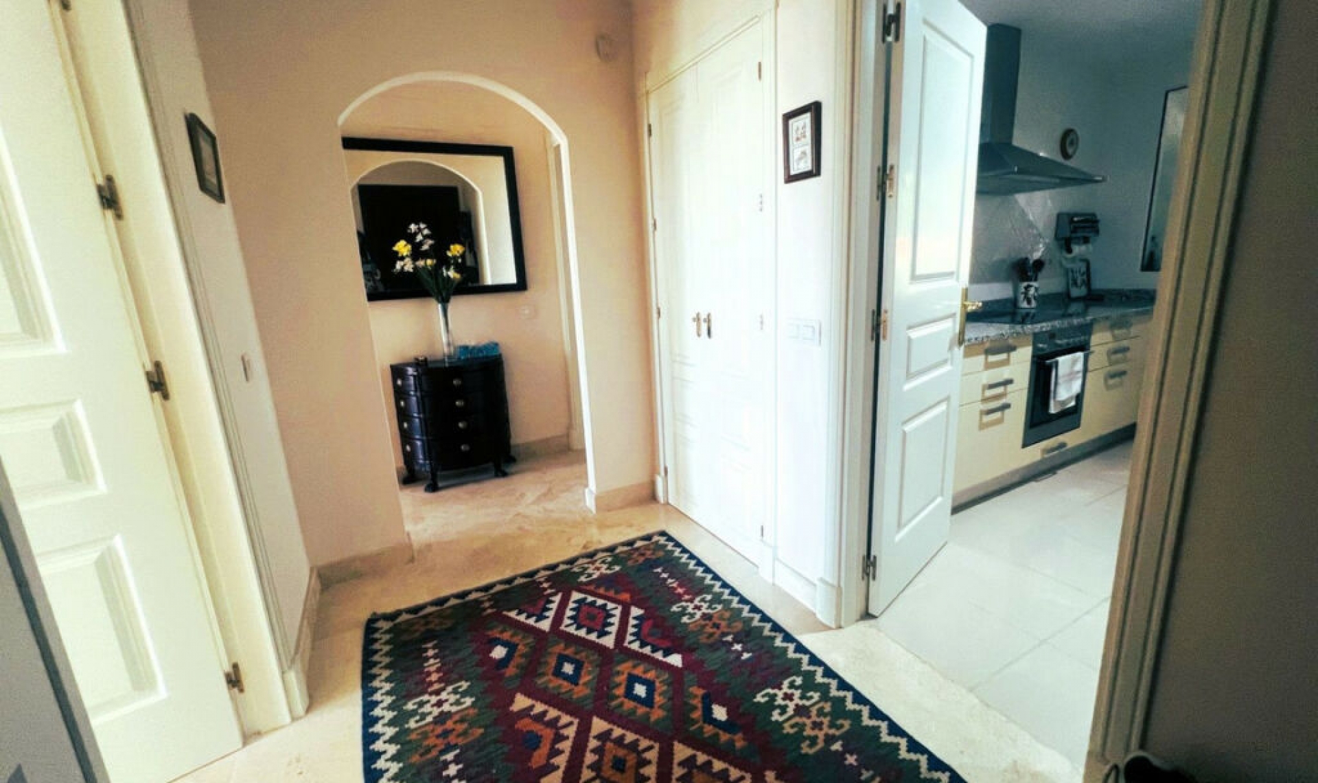 Resale - Apartment -
El Paraiso