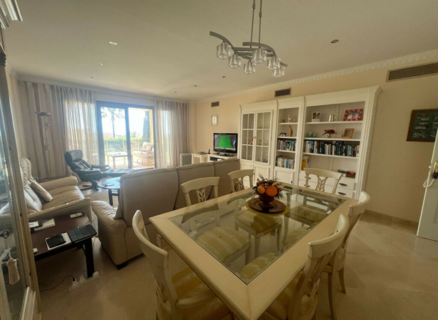 Resale - Apartment -
El Paraiso