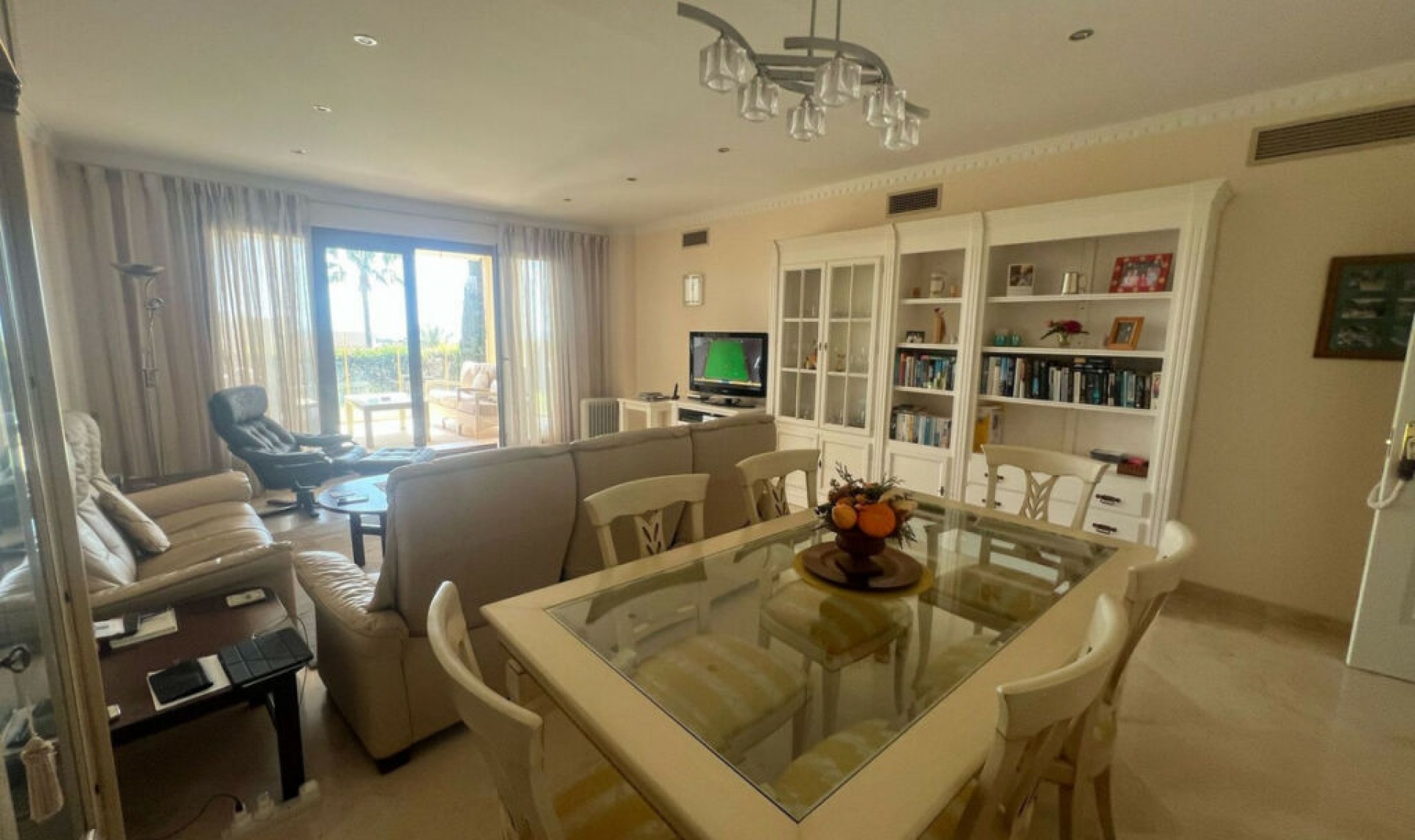Resale - Apartment -
El Paraiso