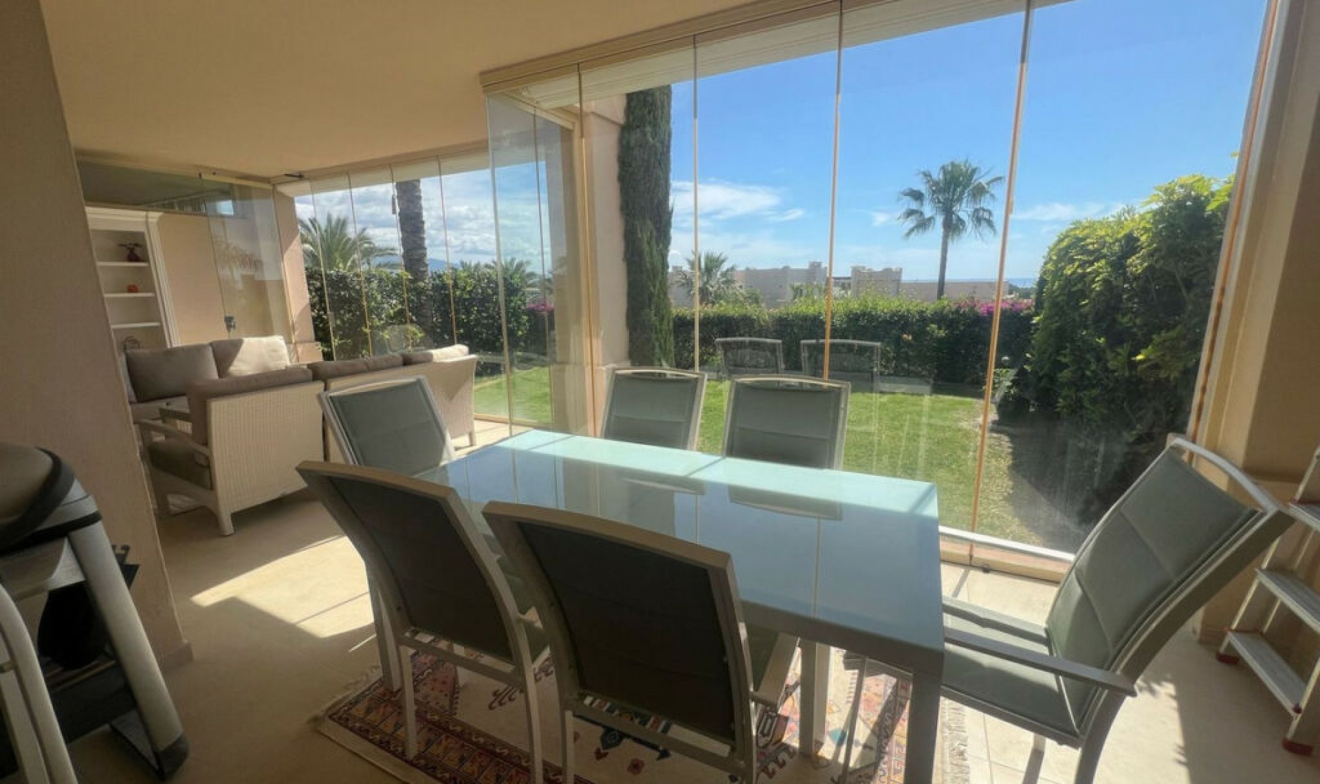 Resale - Apartment -
El Paraiso