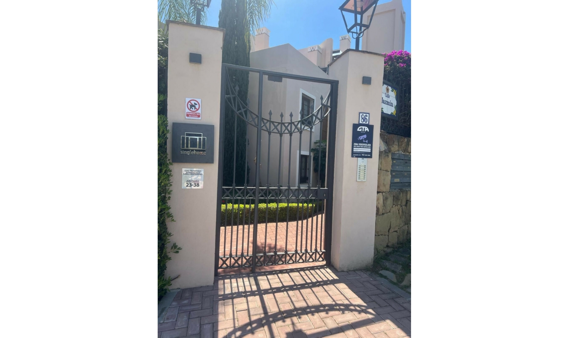 Resale - Apartment -
El Paraiso