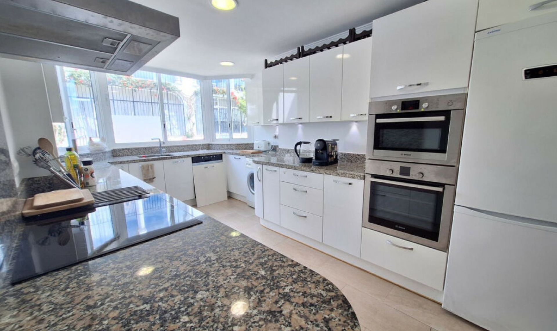 Resale - Apartment -
El Paraiso