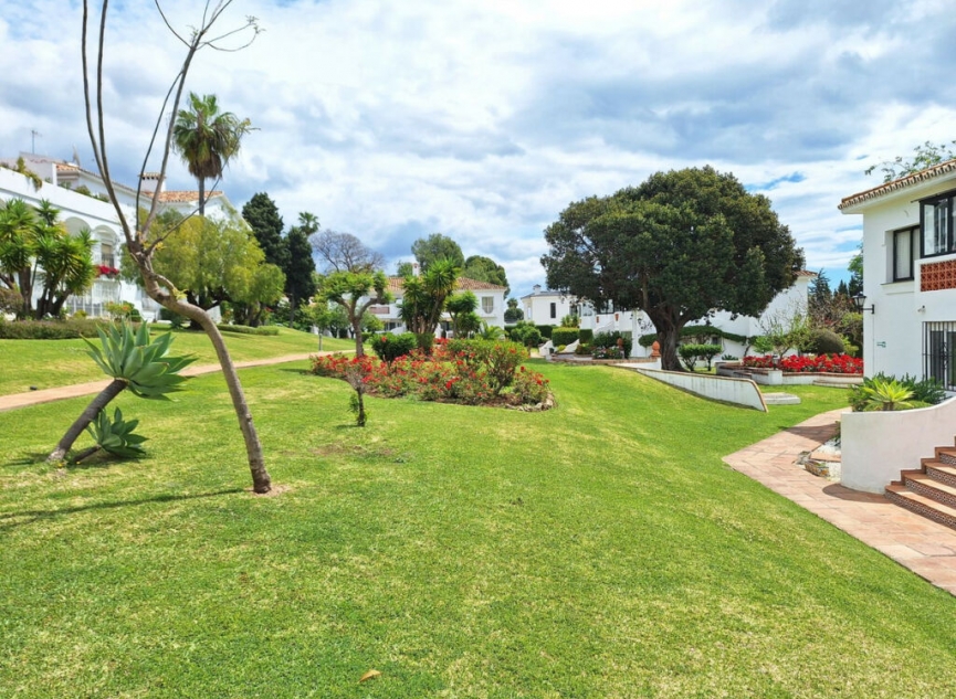 Resale - Apartment -
El Paraiso