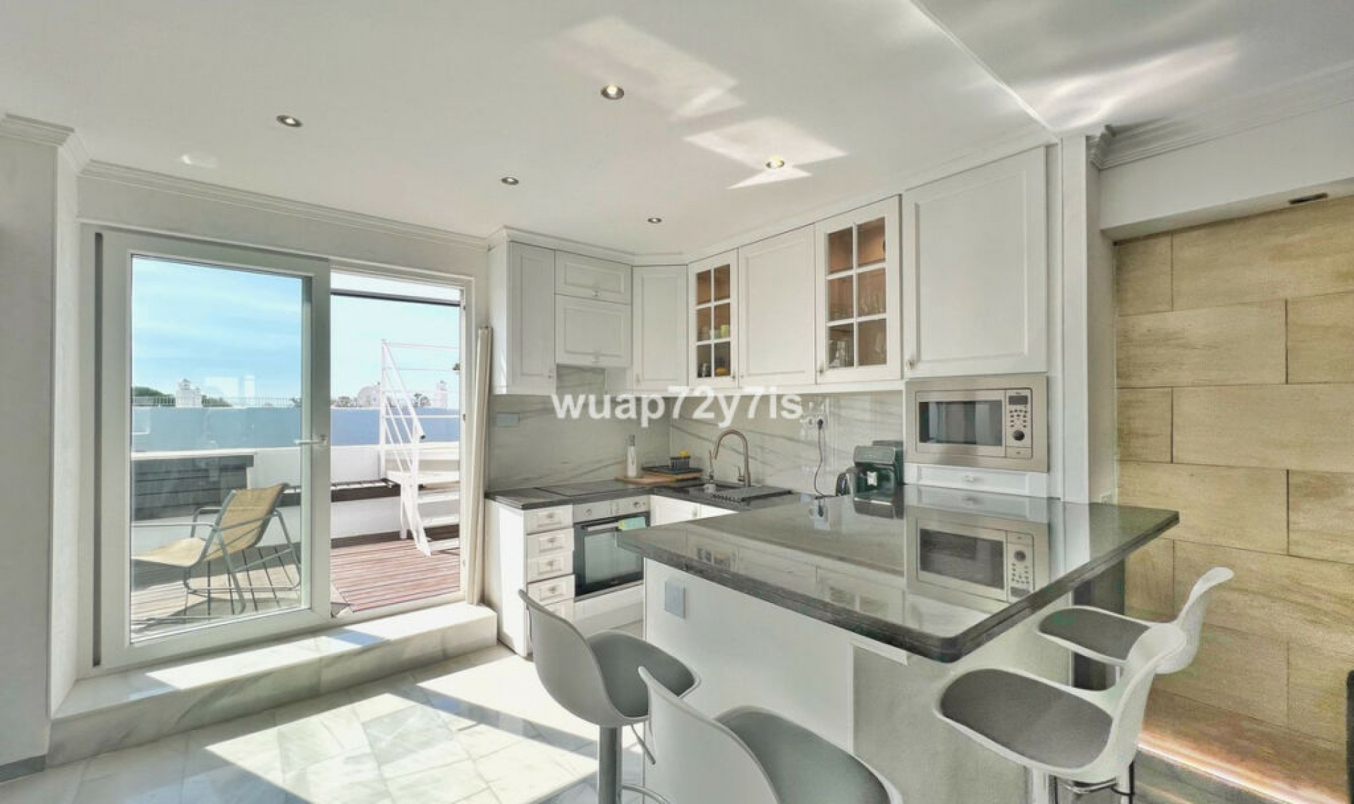 Resale - Apartment -
El Paraiso