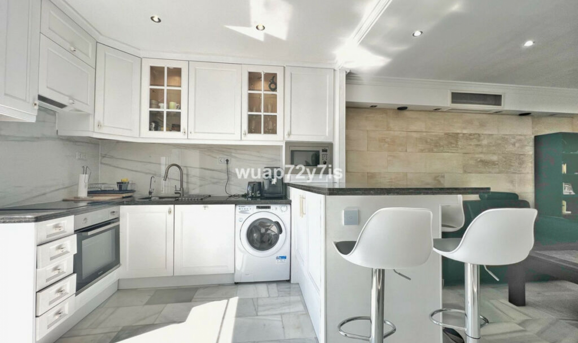 Resale - Apartment -
El Paraiso
