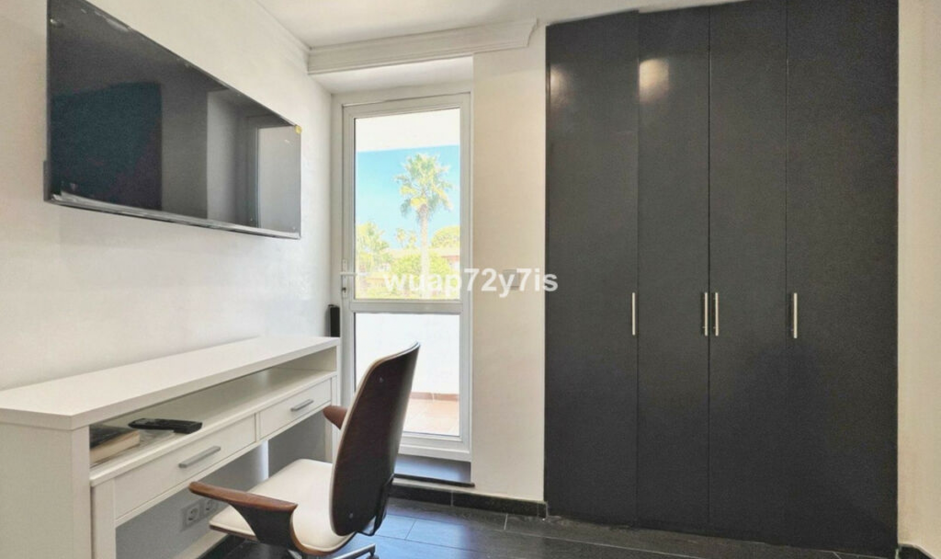Resale - Apartment -
El Paraiso