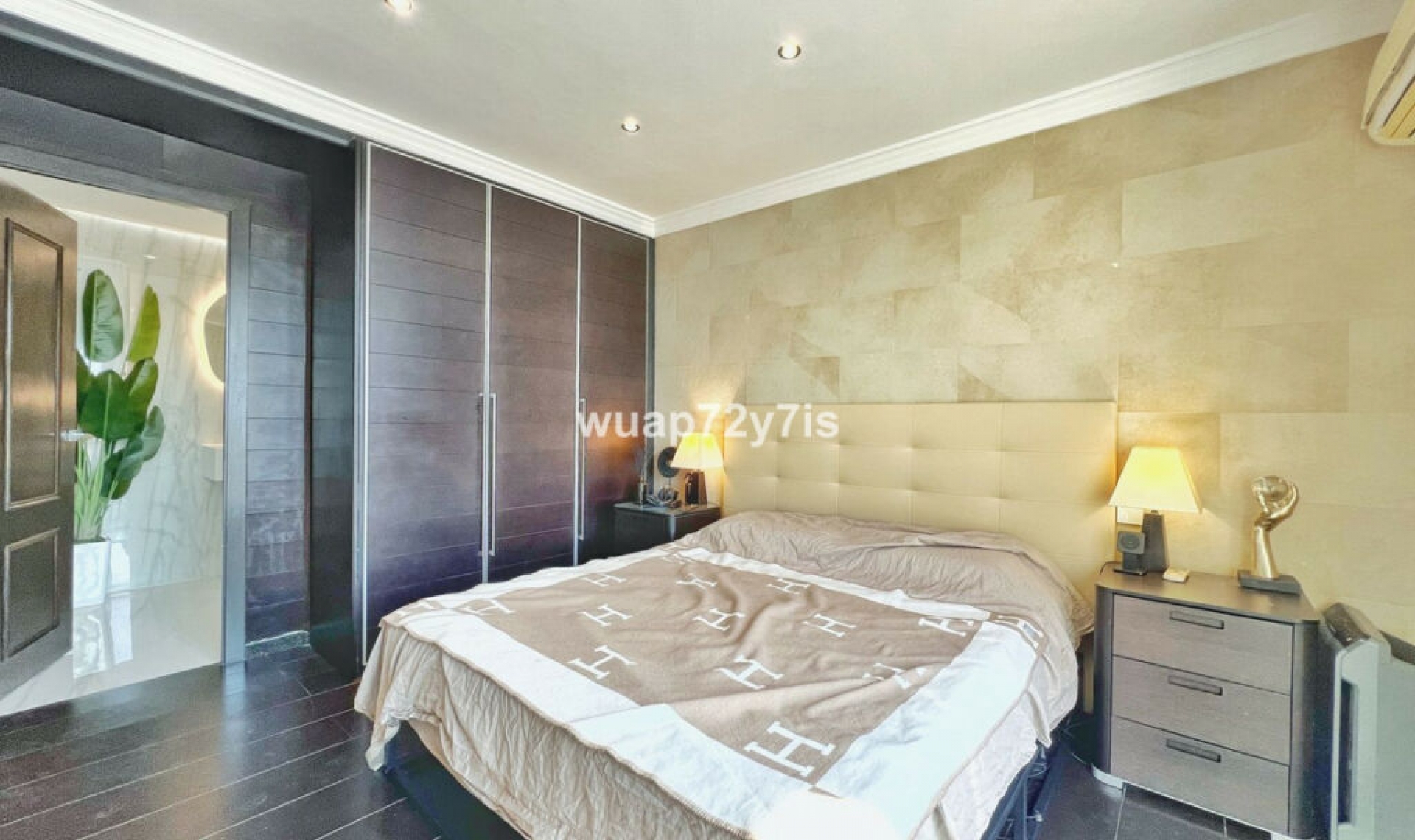 Resale - Apartment -
El Paraiso