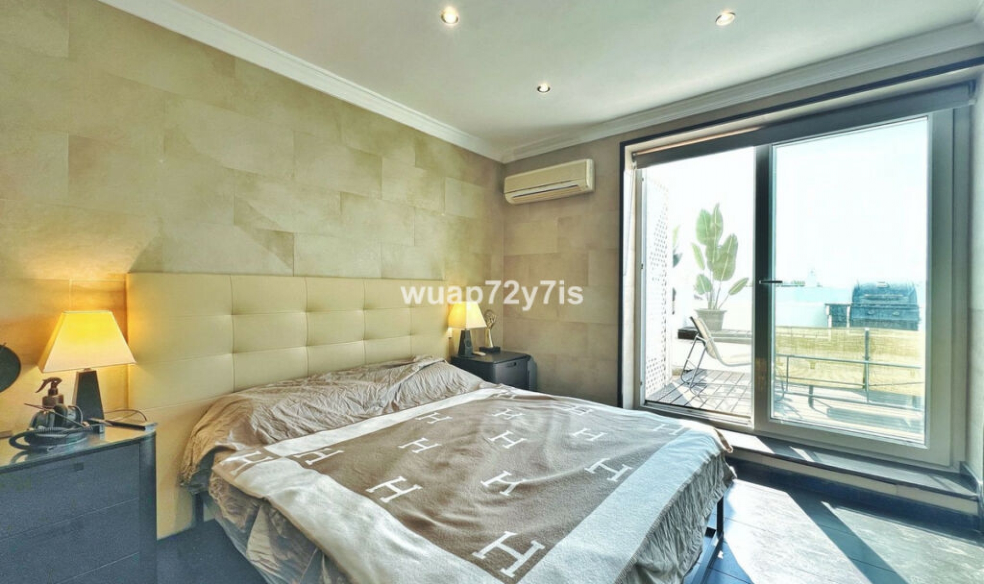 Resale - Apartment -
El Paraiso