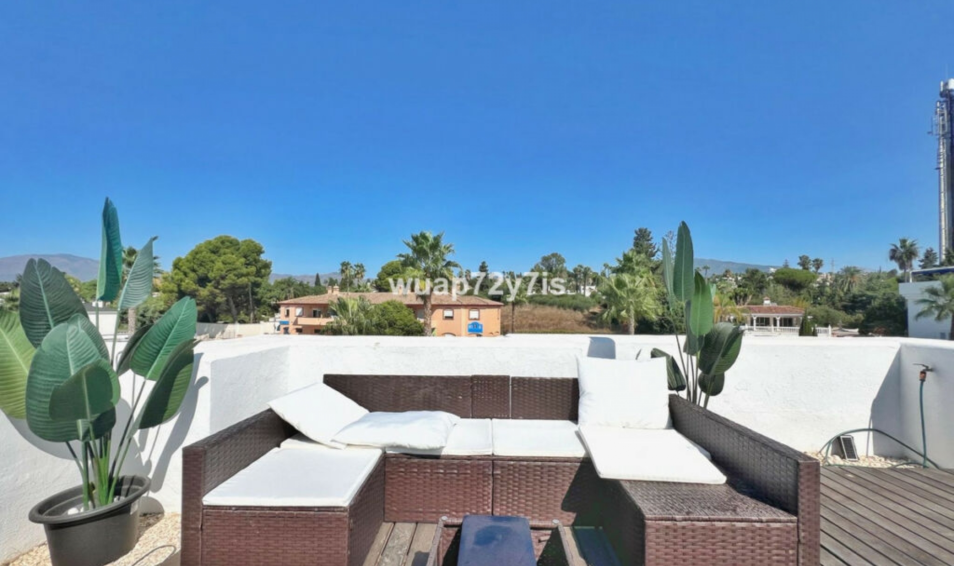 Resale - Apartment -
El Paraiso