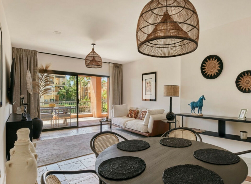 Resale - Apartment -
El Paraiso