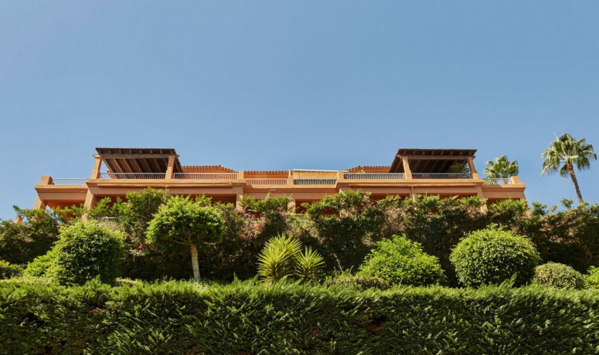 Resale - Apartment -
El Paraiso