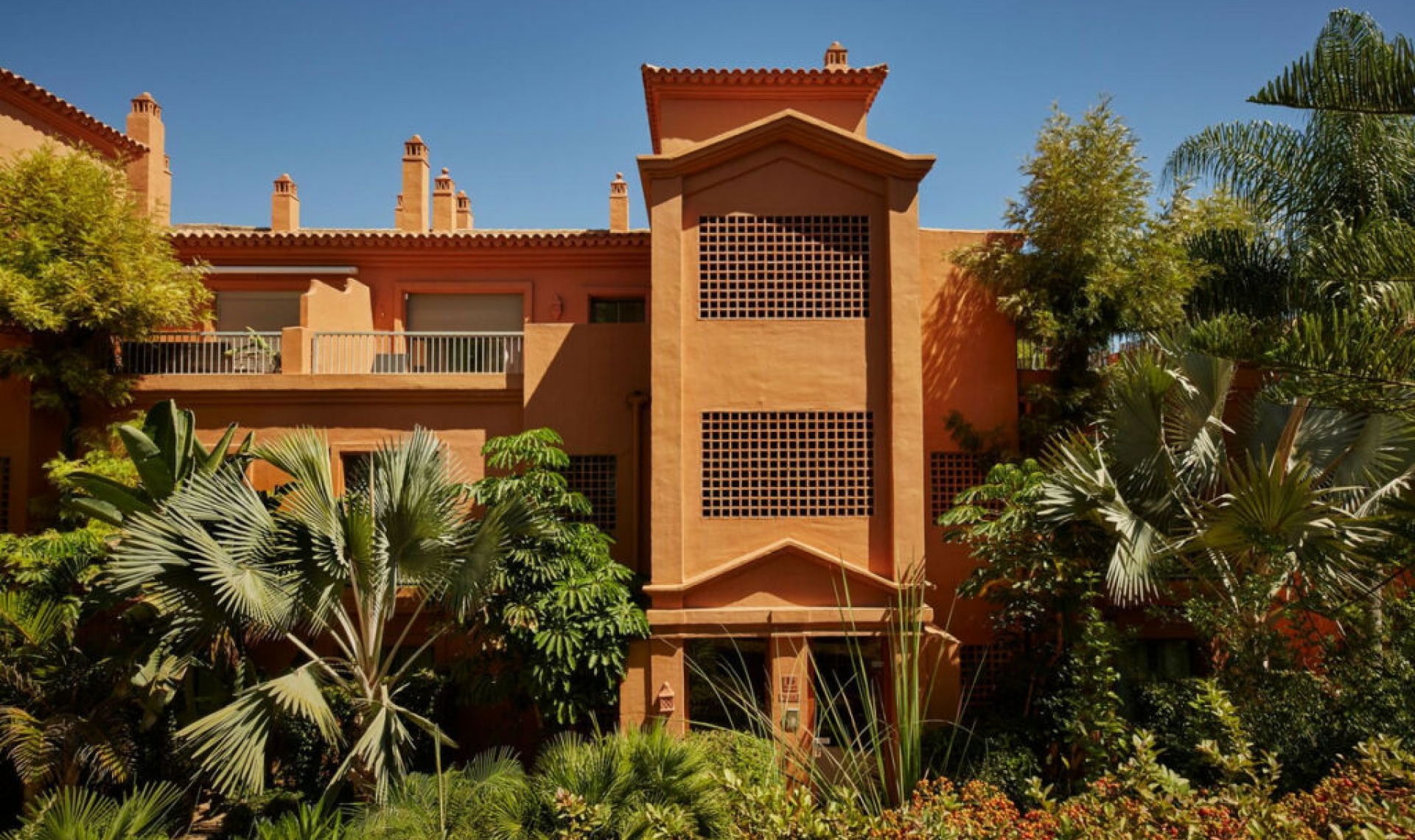 Resale - Apartment -
El Paraiso