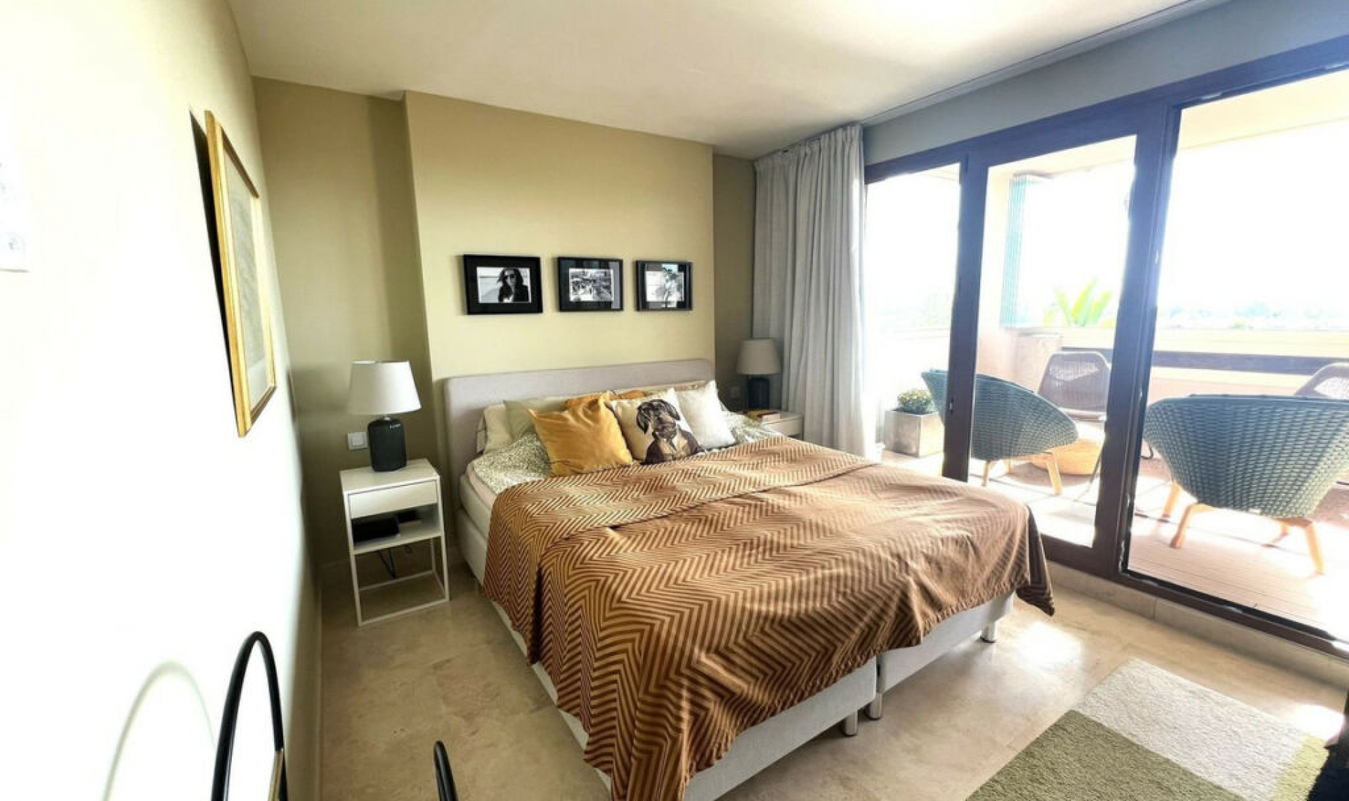 Resale - Apartment -
El Paraiso