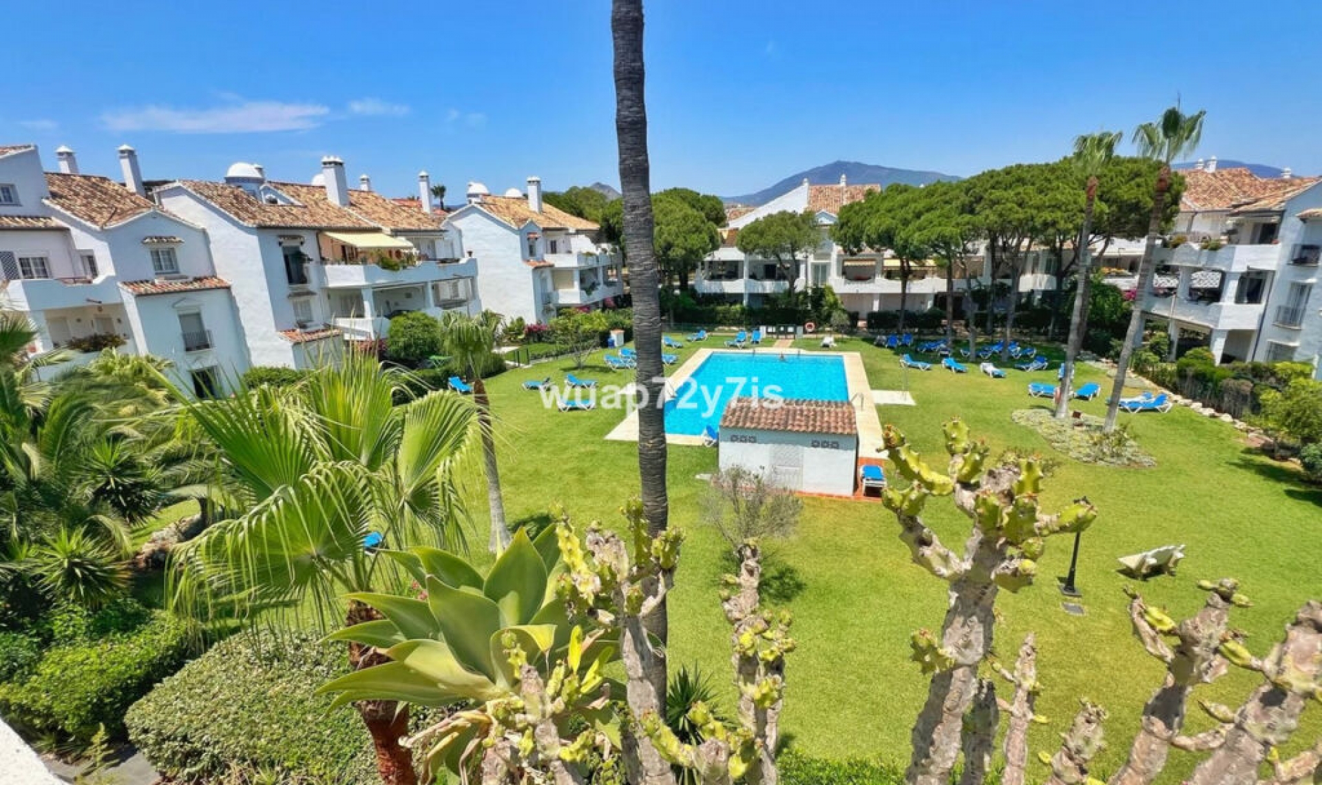 Resale - Apartment -
El Presidente