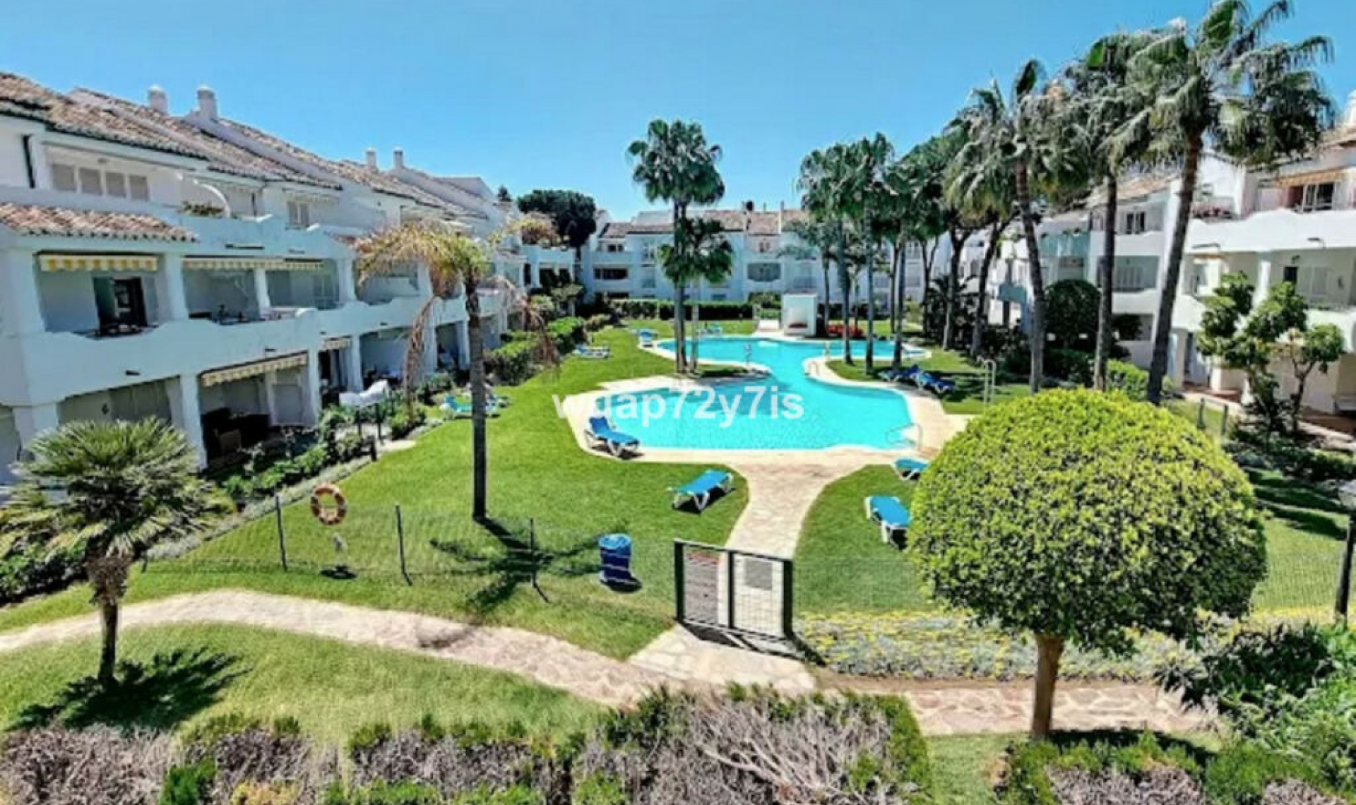 Resale - Apartment -
El Presidente