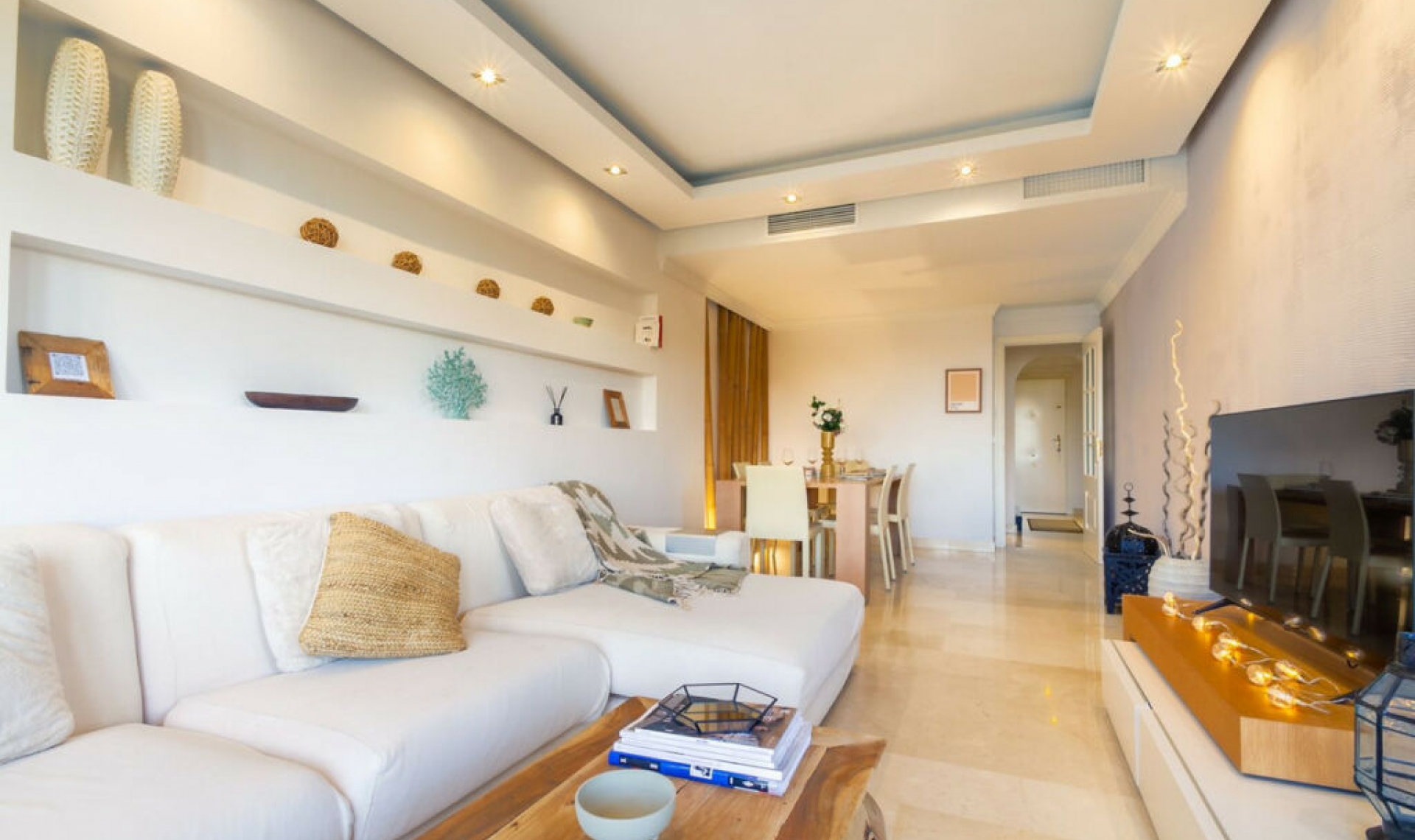 Resale - Apartment -
Elviria