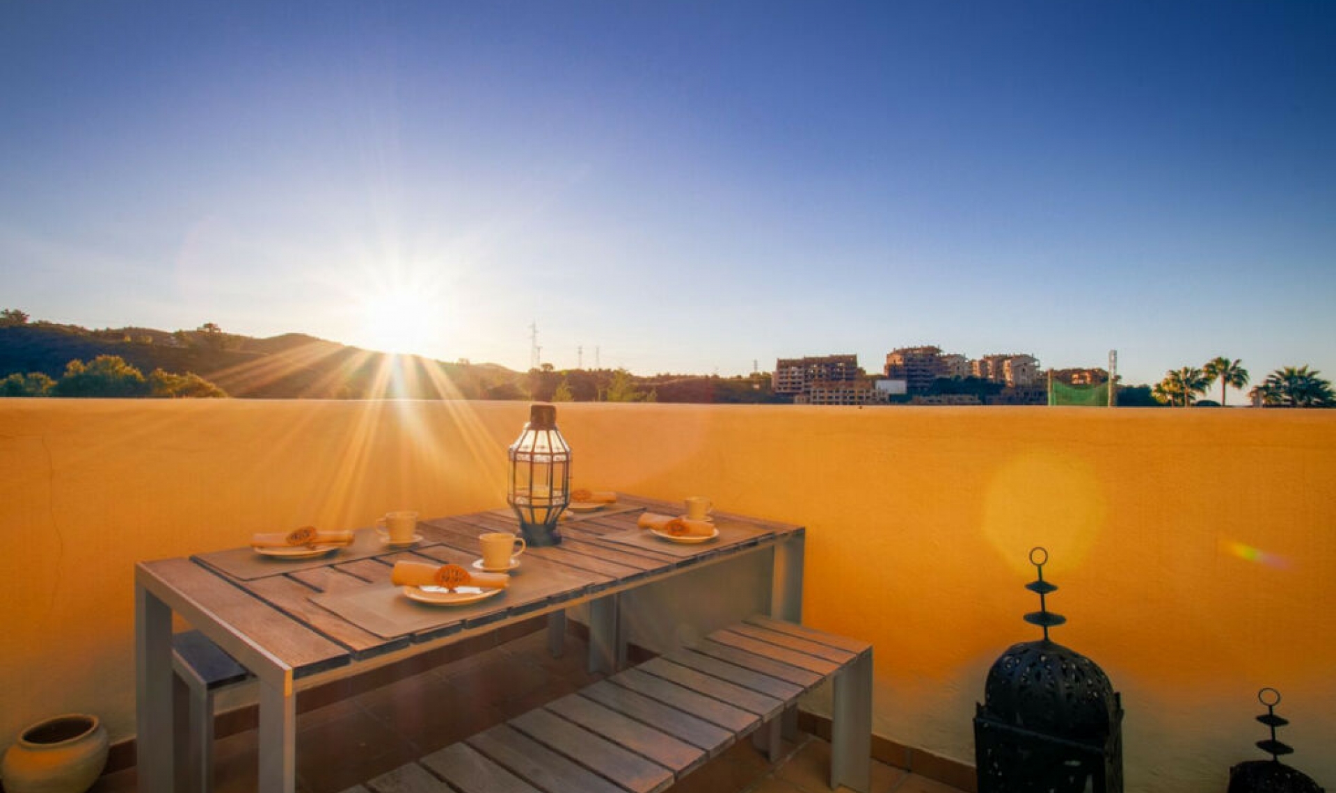 Resale - Apartment -
Elviria