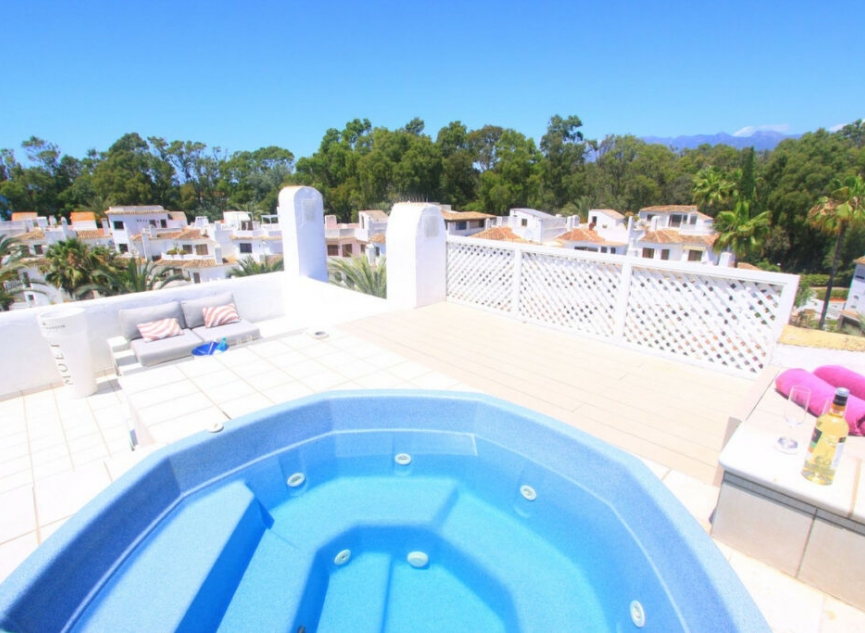 Resale - Apartment -
Elviria